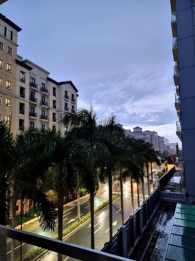One Palm Tree Villas Condo Across NAIA Terminal 3 Manila Exterior foto