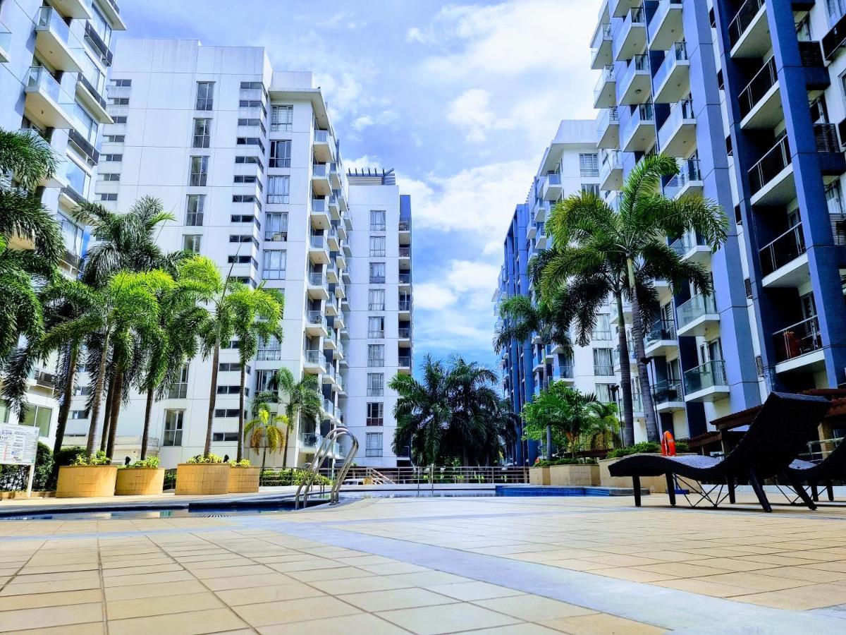 One Palm Tree Villas Condo Across NAIA Terminal 3 Manila Exterior foto