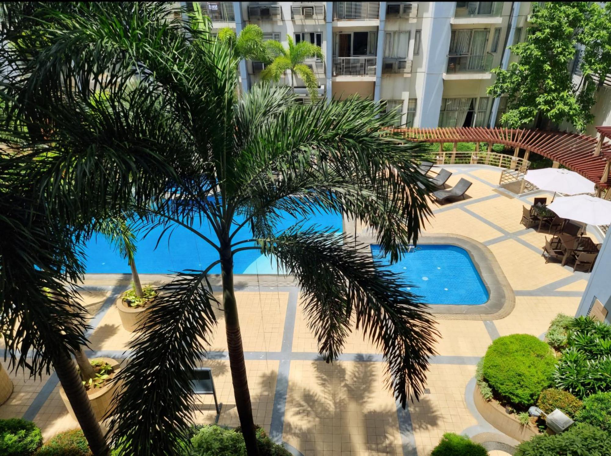 One Palm Tree Villas Condo Across NAIA Terminal 3 Manila Exterior foto